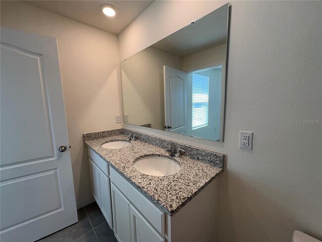 Building Photo - 2910 Hudson Hammock Wy