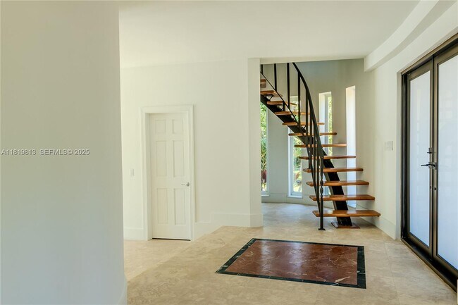 Building Photo - 6540 SW 135th Terrace