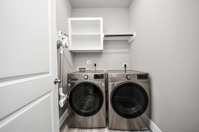 Building Photo - 10719 Lacaille Ln