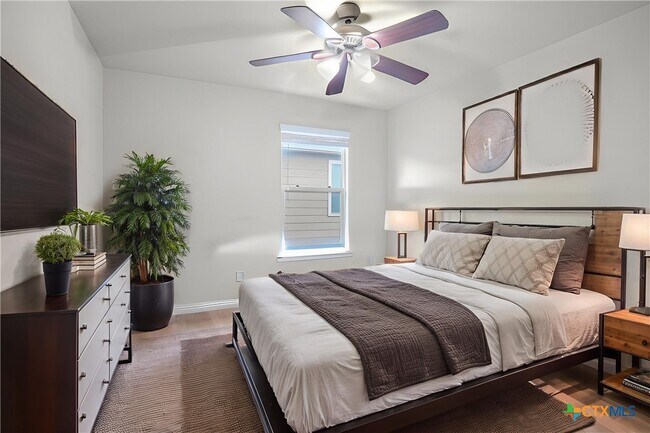 Building Photo - 16012 McAloon Way