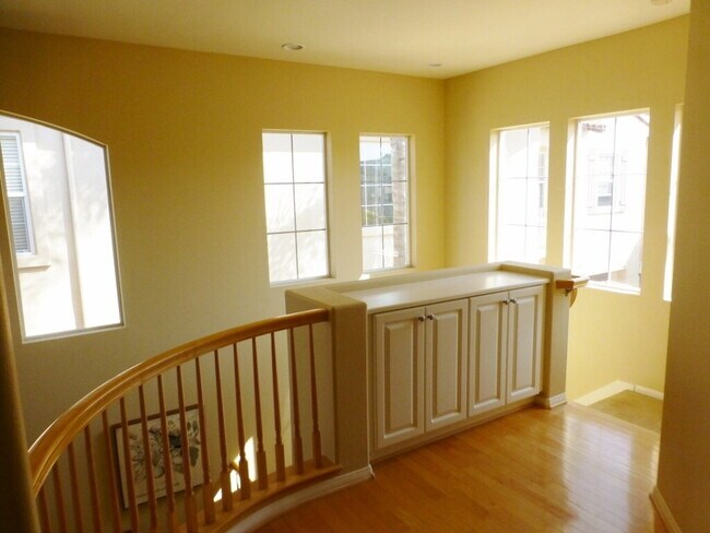 Building Photo - 7275 Surfbird Cir