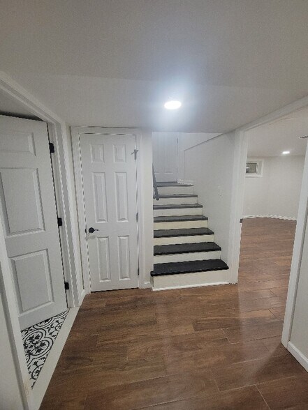Building Photo - 439 Union Ave