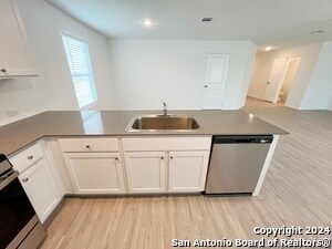 Building Photo - 736 Bullsnake Trl