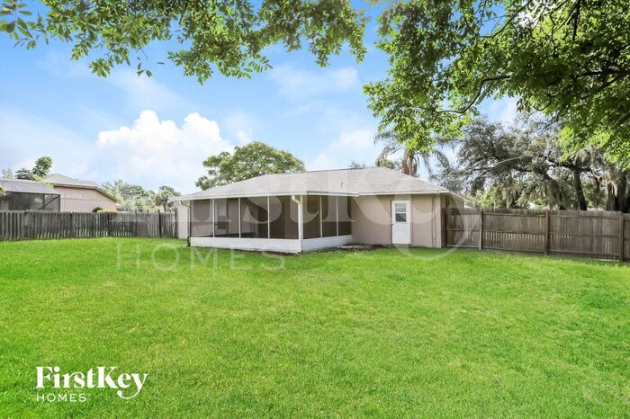 Building Photo - 1689 Cedro Ave
