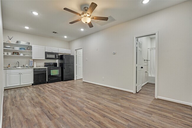 Building Photo - 18147 Firepine Ln