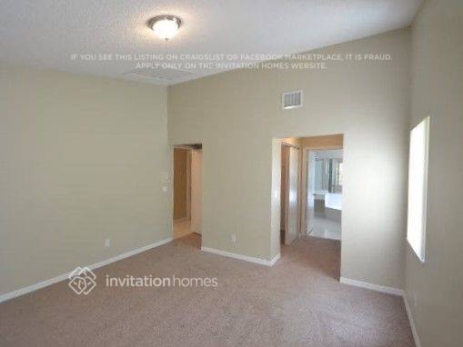 Building Photo - 441 SW 182nd Way