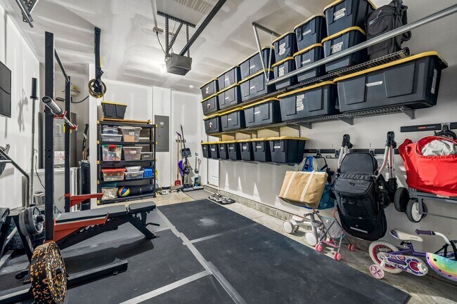 Building Photo - Beautifully maintained and now available as a rental for the very first time!