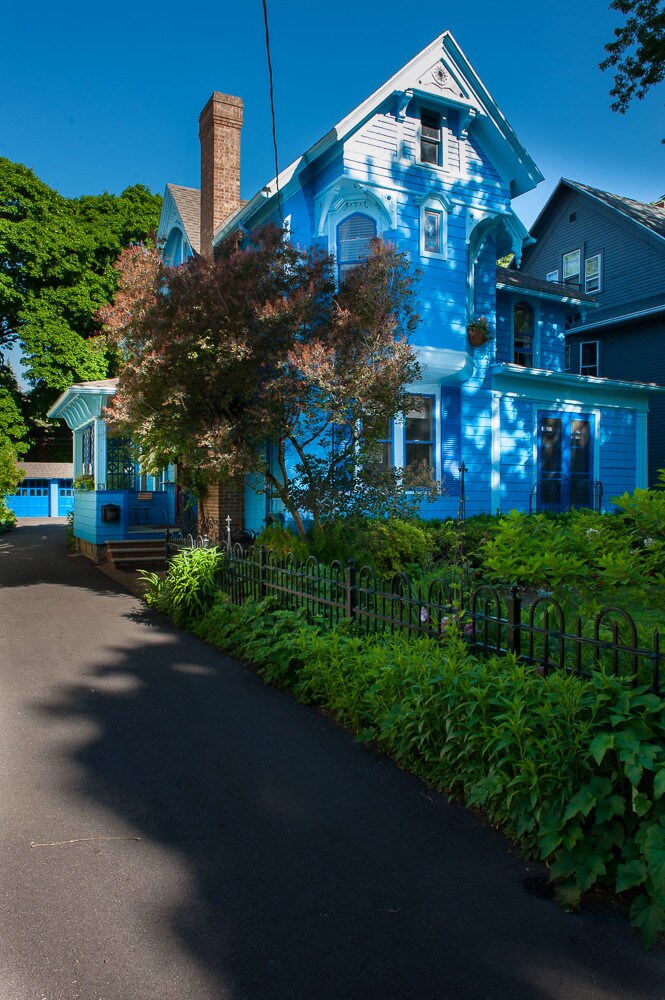 Building Photo - 63 Meigs St