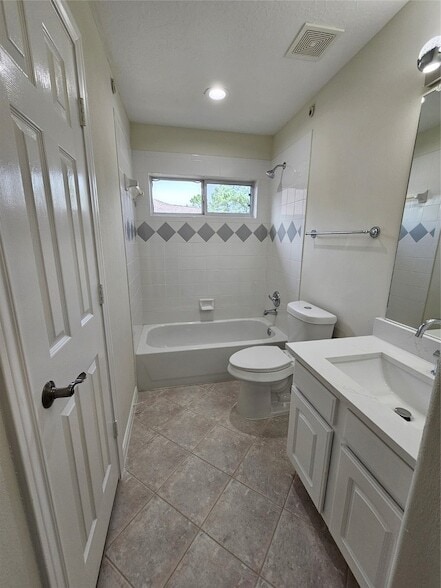 Building Photo - 12503 Rosewood Way Ln