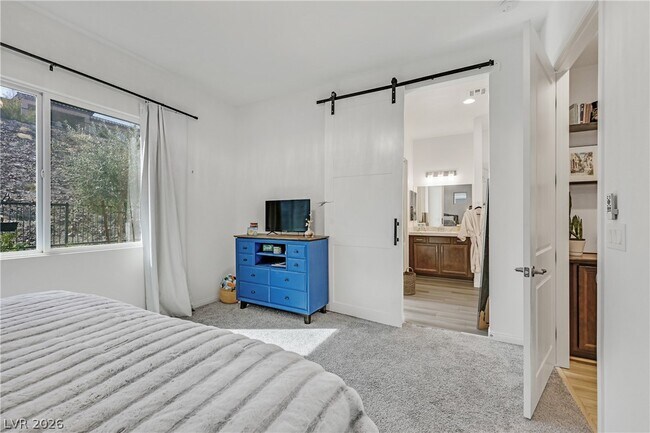 Building Photo - 111 Ibiza Lk Dr