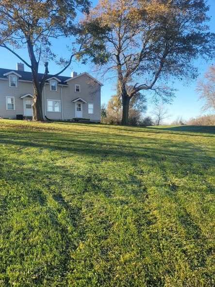 Building Photo - 15853 Spring St