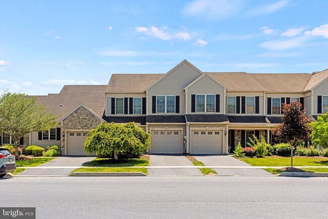 Building Photo - 2080 Deer Run Dr