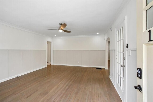 Building Photo - 1649 Beecher St SW