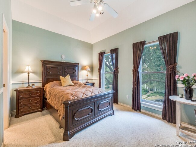 Building Photo - 19114 Autumn Garden