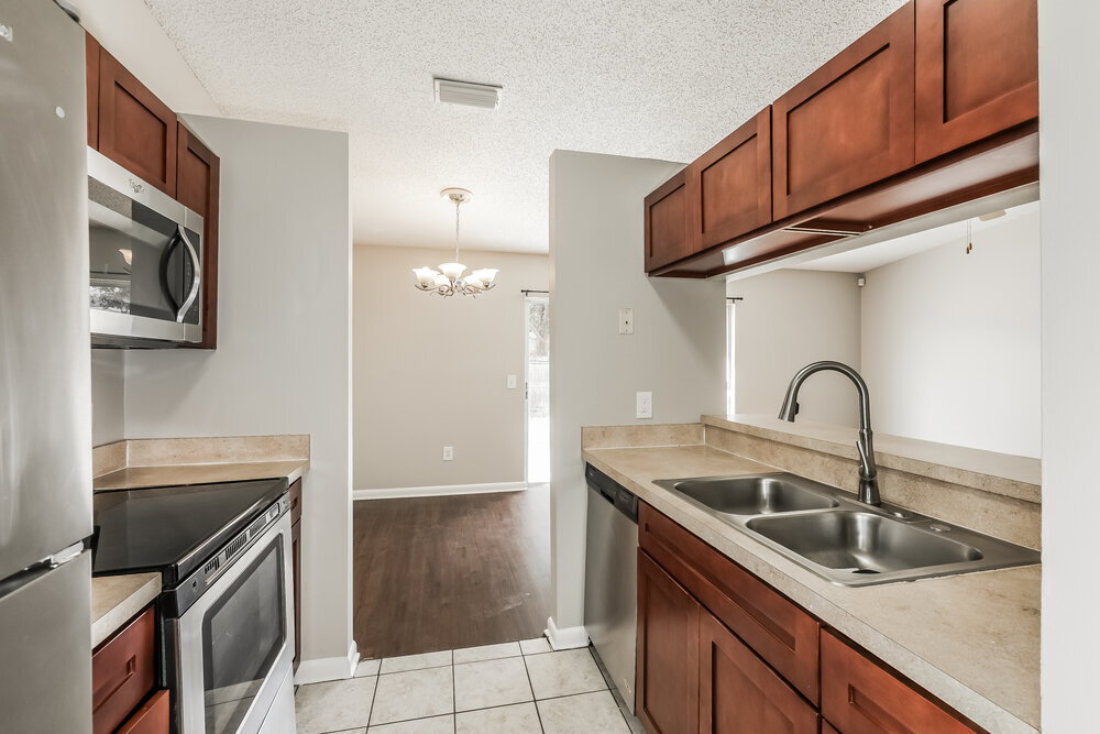 Building Photo - 4059 Forecast Dr