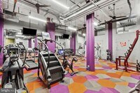 Building Photo - 312-22 Walnut St