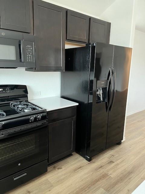 Building Photo - 618 Waterway Ave