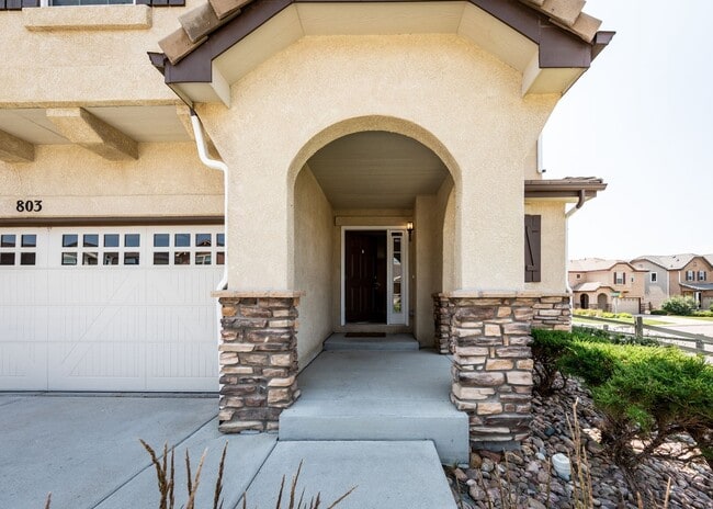Building Photo - Charming 3 Bed, 2.5 bath in Northgate in D20