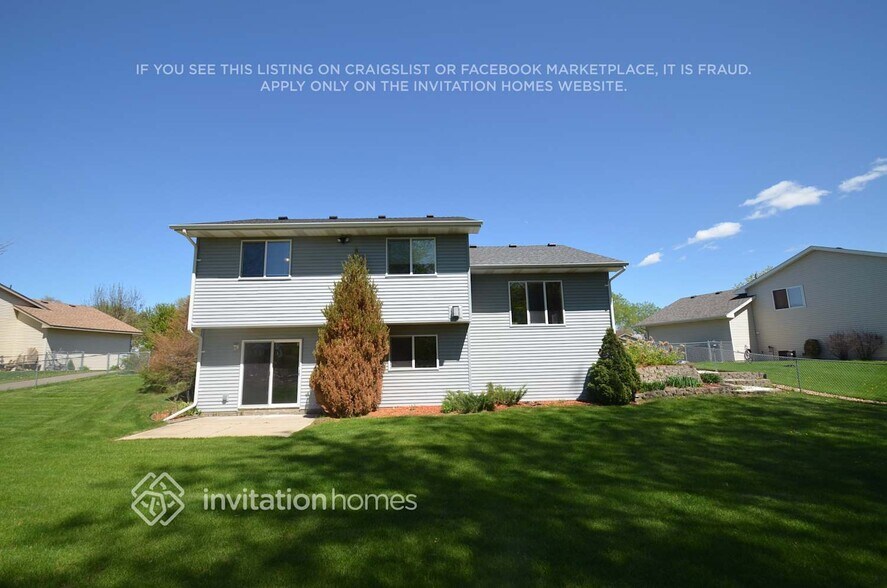 Building Photo - 12272 Quinn St