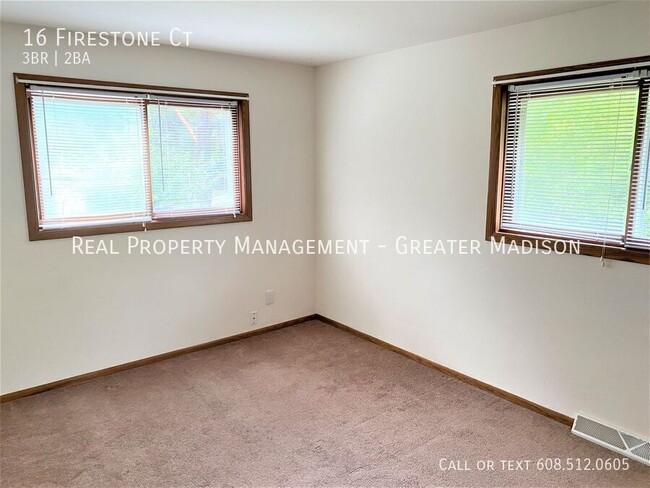 Building Photo - 16 Firestone Ct
