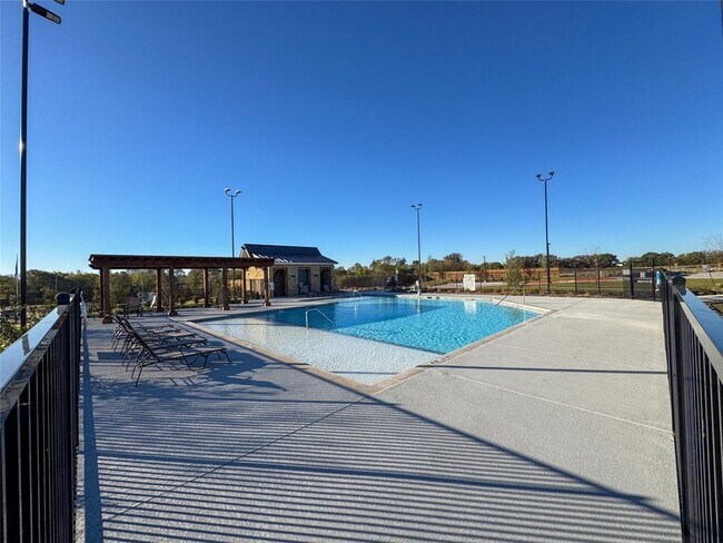 Building Photo - 3927 Selawik St