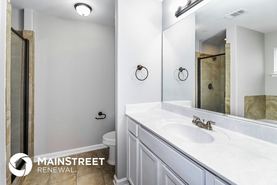 Building Photo - 10208 Sterling Ridge Dr