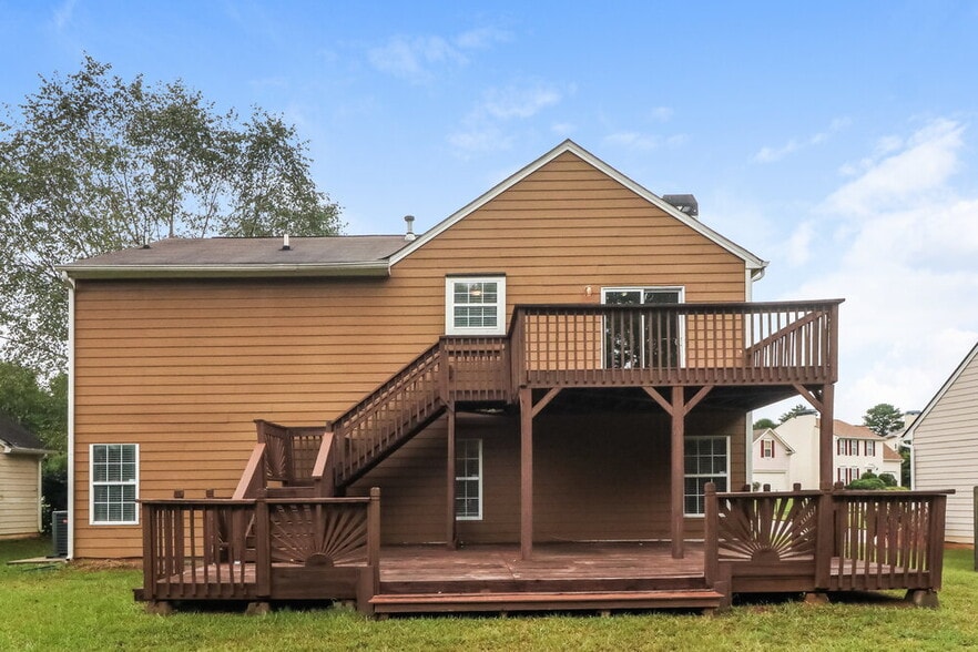Building Photo - 2991 Heather Lake Dr