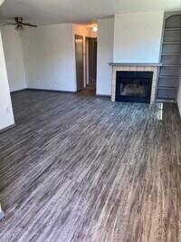 Building Photo - 4201 Colony Dr