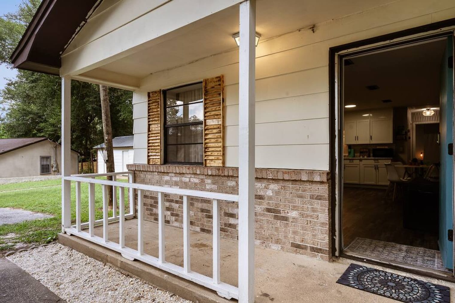 Building Photo - 2001 N 61st Ave