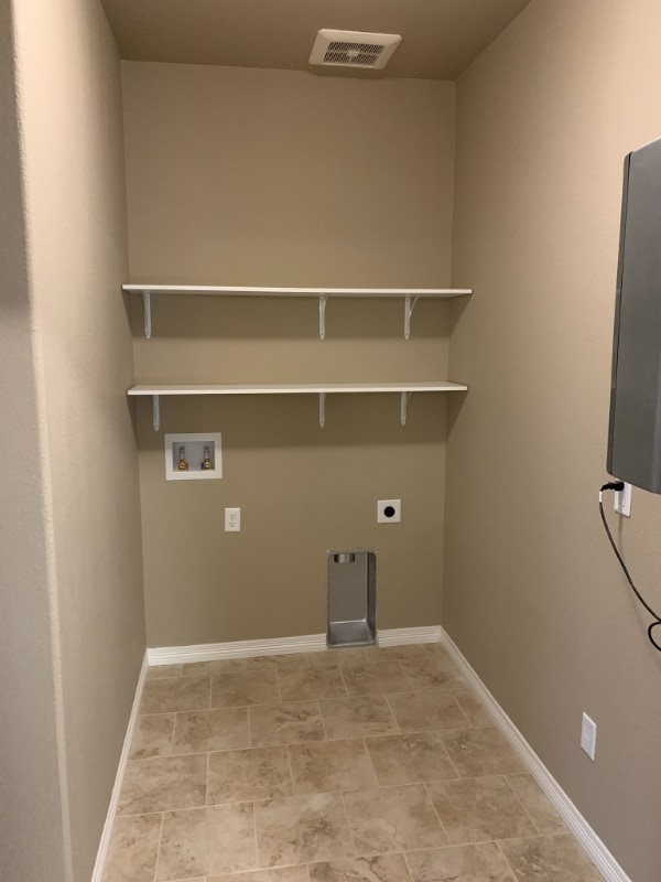 Building Photo - 3021 Upland Dr
