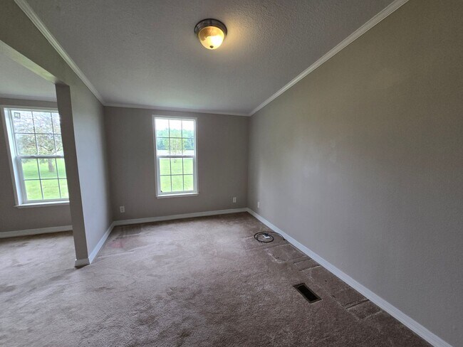 Building Photo - Quiet Country Living! Spacious 4 Bed, 2 Bath in Currituck