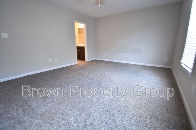 Building Photo - 2518 Gardner Park Dr