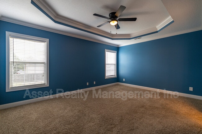 Building Photo - 6451 Ridgewalk Ln