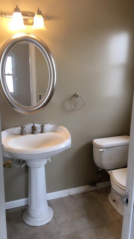 Building Photo - 235 Cristiani St