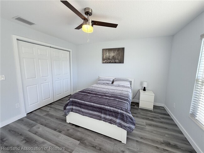 Building Photo - 115 Fire Island Ave NE