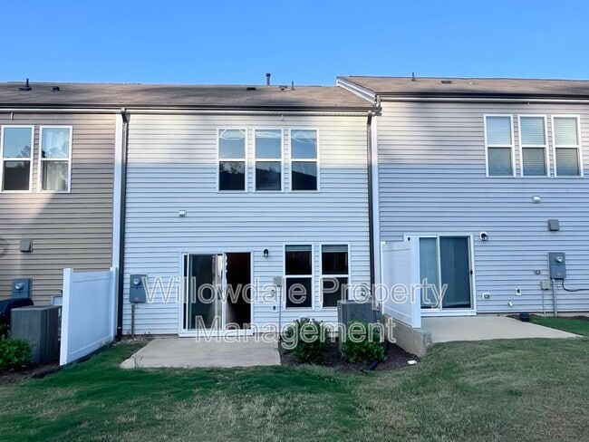 Building Photo - 125 Woodford Reserve Ct