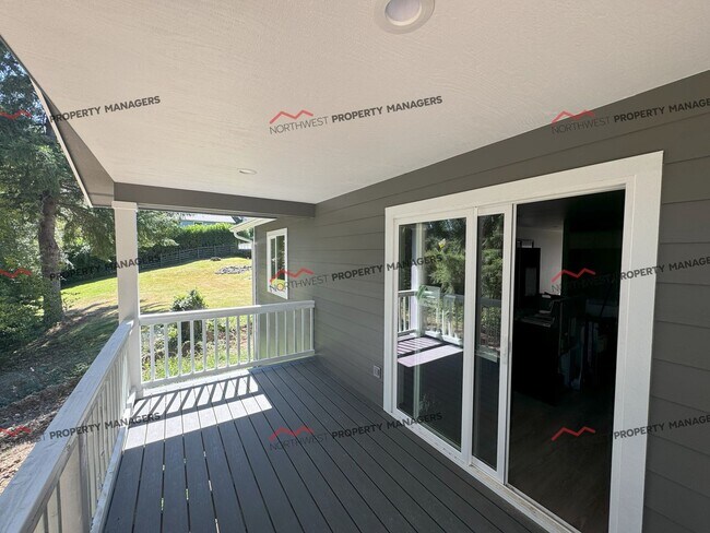 Building Photo - R289A