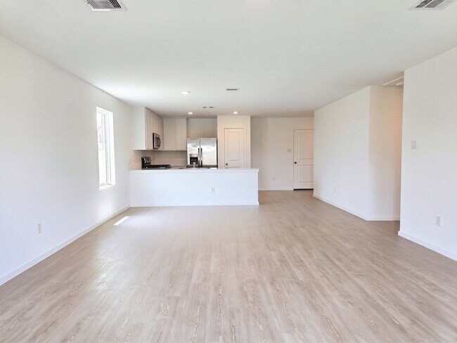 Building Photo - 26818 Zebra Grass Dr