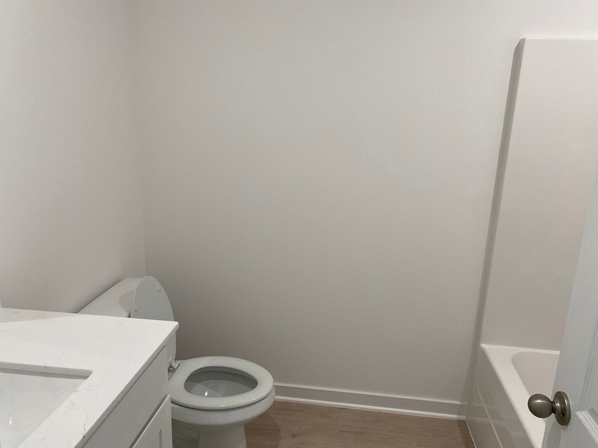 Building Photo - 1032 Pebble Dr