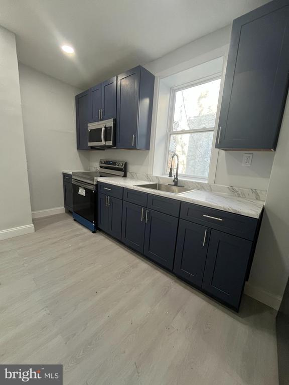 Building Photo - 2720 N Hemberger St