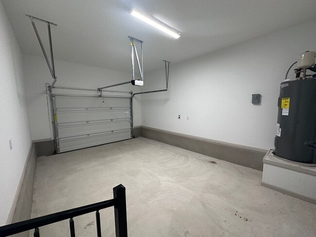 Building Photo - NEW CONSTRUCTION IN GATED COMMUNITY!!! BUI...