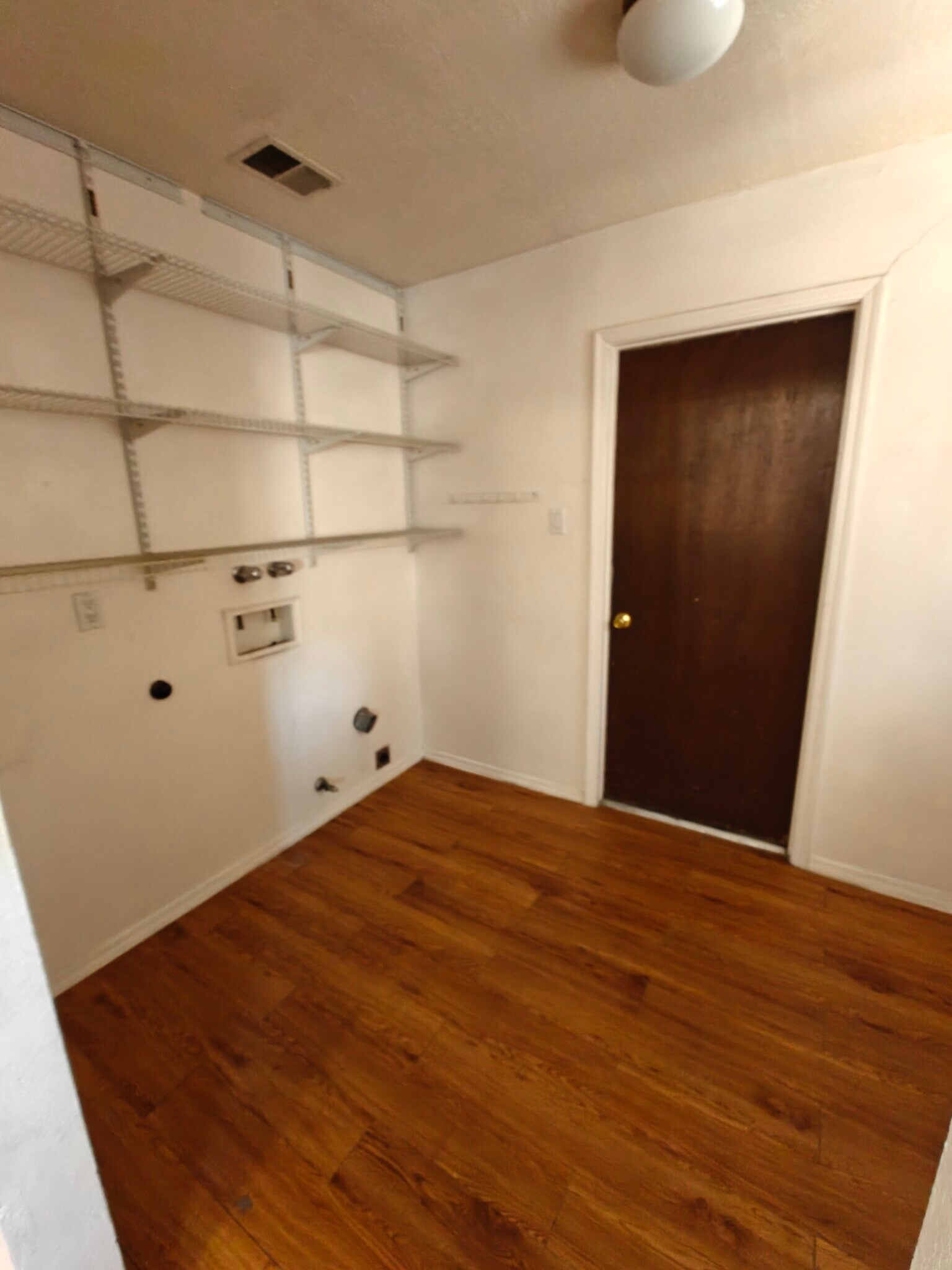 Building Photo - 7400 Santa Fe Trl NW
