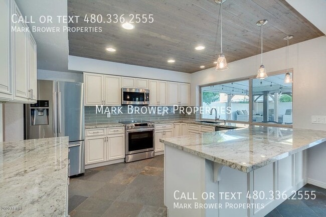 Building Photo - 1613 E Weathervane Ln
