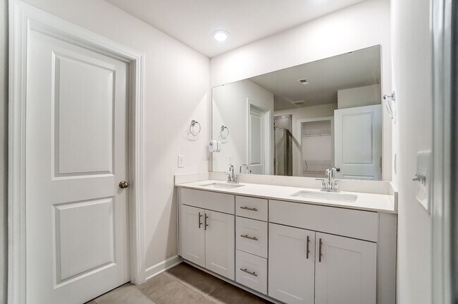 Building Photo - Move-in Ready 3 Bedroom in Mint Hill!