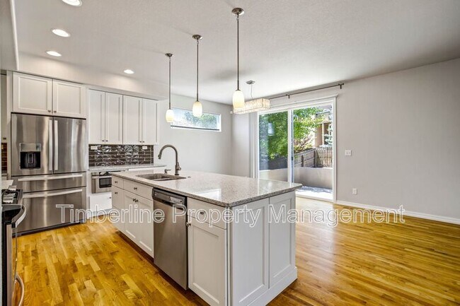 Building Photo - 10056 Edgemont Ranch Ln