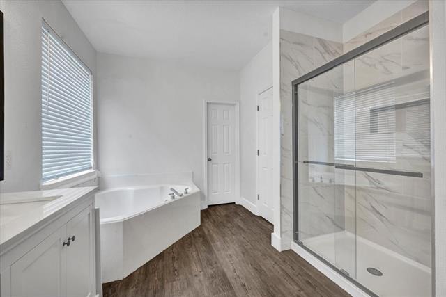 Building Photo - 3500 San Patricio Dr