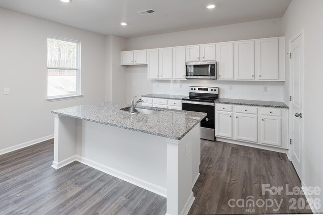 Building Photo - 1014 Hanover Crossing Dr