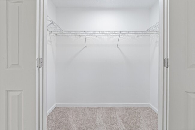 Building Photo - 7022 Dasher Farm Ct