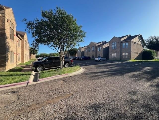 Building Photo - 412 Shiloh Dr