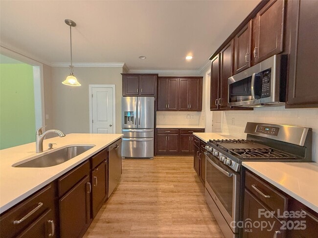 Building Photo - 128 Coral Rutledge Dr